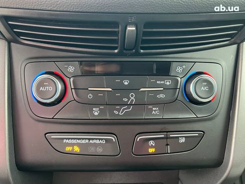 Ford Escape 2016 синий - фото 31