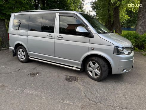 Volkswagen Multivan 2012 серый - фото 5