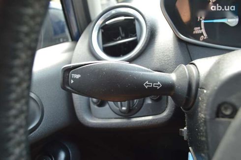 Ford Fiesta 2013 - фото 23