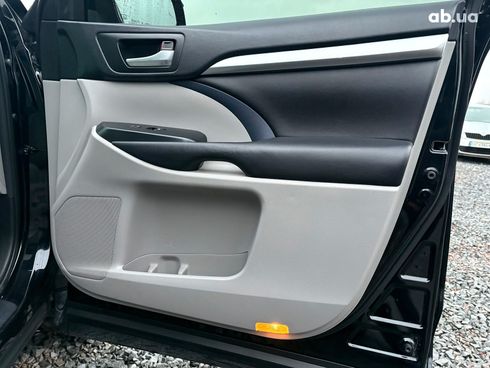 Toyota Highlander 2016 черный - фото 19
