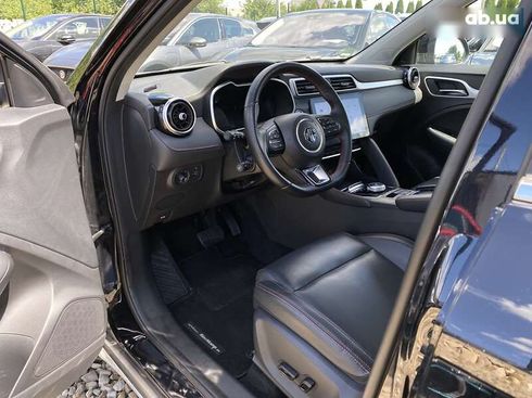 MG ZS EV 2022 - фото 28