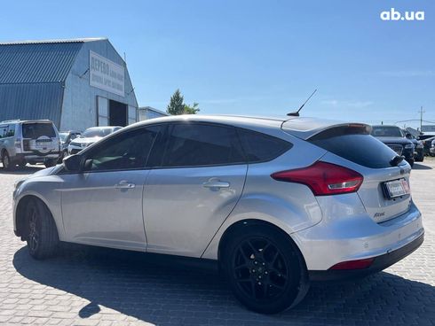Ford Focus 2016 серый - фото 8