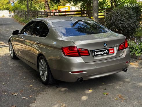 BMW 5 серия 2013 серый - фото 9