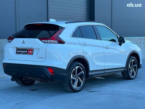 Mitsubishi Eclipse Cross 2021 белый - фото 24