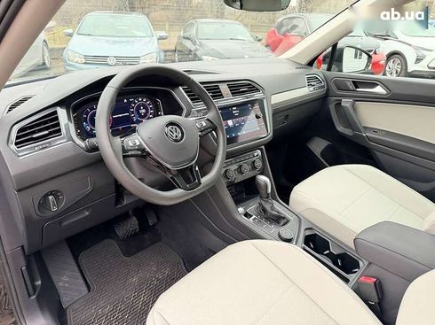 Volkswagen Tiguan 2020 - фото 13