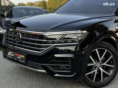 Volkswagen Touareg 2019 - фото 2