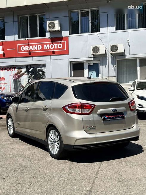 Ford C-Max 2017 - фото 13