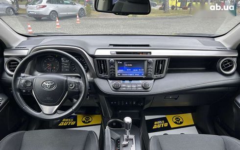 Toyota RAV4 2017 - фото 12
