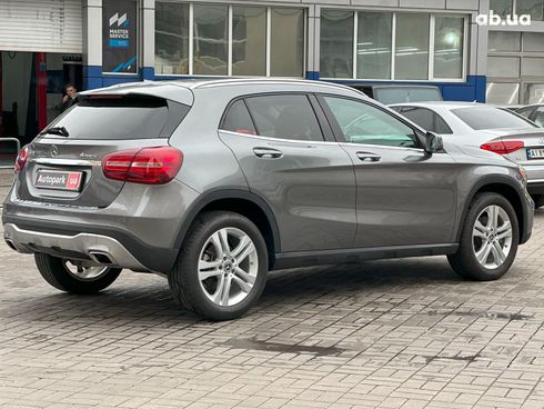 Mercedes-Benz GLA-Класс 2019 серый - фото 5