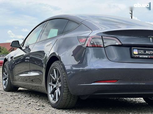 Tesla Model 3 2021 - фото 12