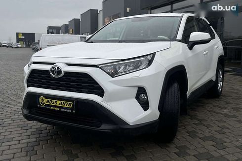 Toyota RAV4 2019 - фото 3