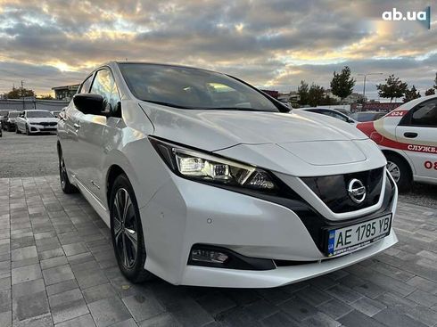 Nissan Leaf 2018 - фото 27
