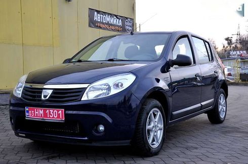 Dacia Sandero 2011 - фото 2