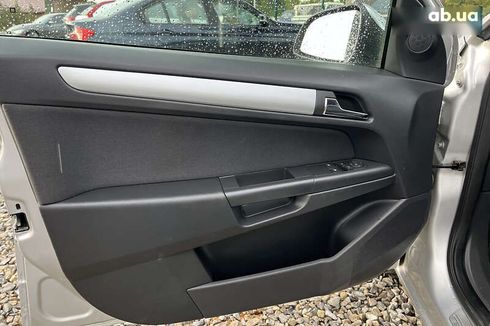Opel Astra 2010 - фото 10