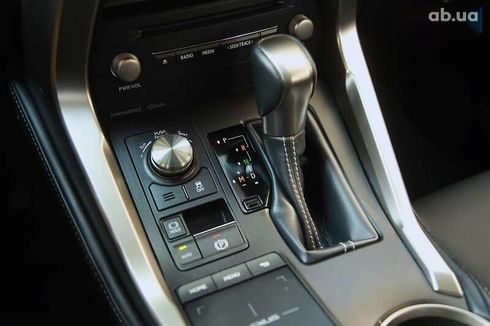 Lexus NX 2021 - фото 18