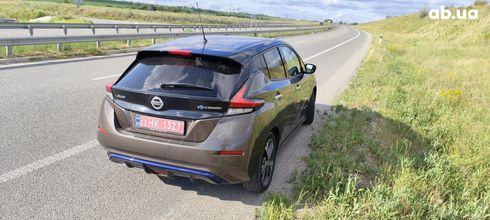 Nissan Leaf 2018 коричневый - фото 5