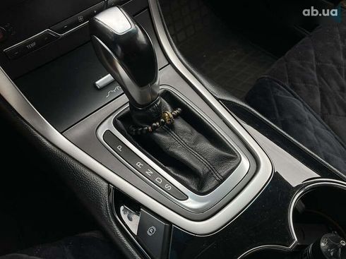 Ford Edge 2016 - фото 18