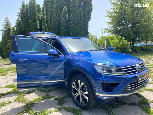 Volkswagen Touareg 2015 синий - фото 30