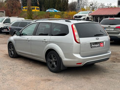 Ford Focus 2010 серый - фото 8