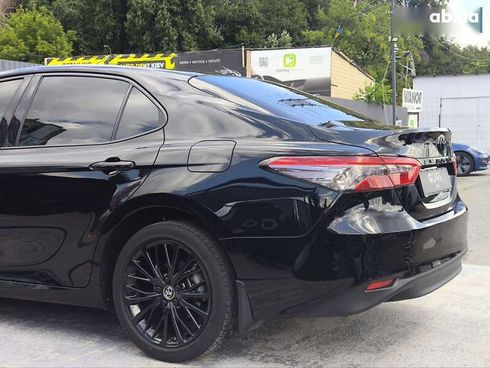 Toyota Camry 2019 - фото 9