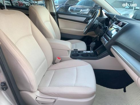 Subaru Outback 2016 бежевый - фото 110