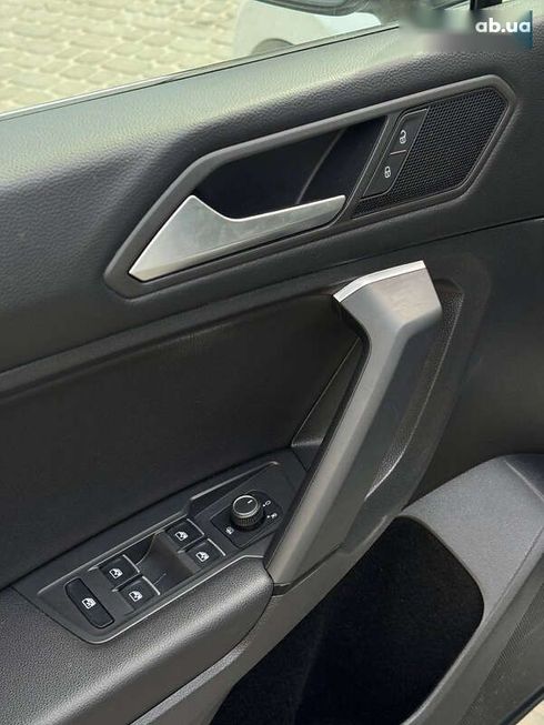 Volkswagen Tiguan 2021 - фото 8