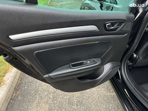 Renault Megane 2016 - фото 29