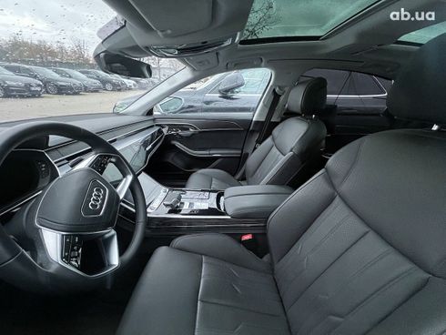 Audi A8 2022 - фото 17