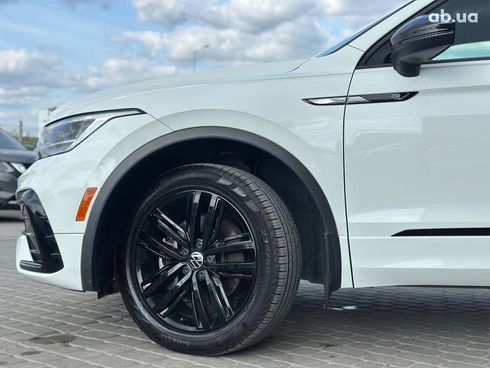 Volkswagen Tiguan 2021 белый - фото 4