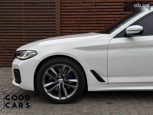 BMW 5 серия 2020 - фото 12