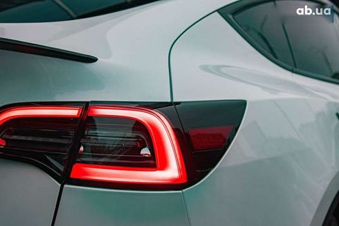 Tesla Model Y 2022 - фото 12