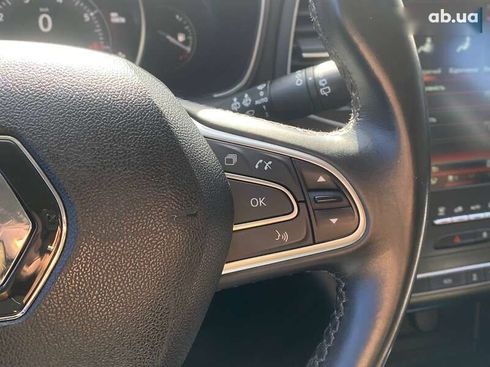 Renault Megane 2016 - фото 14