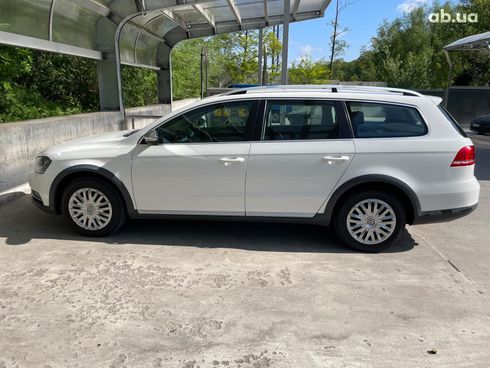 Volkswagen passat alltrack 2013 белый - фото 12