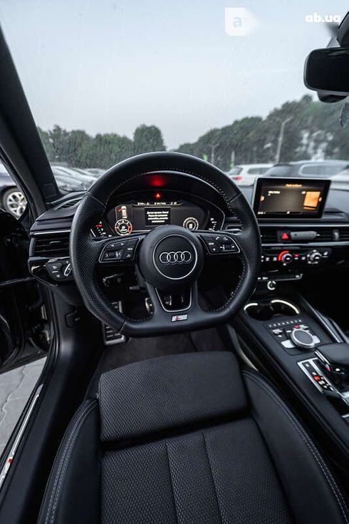 Audi A4 2019 - фото 14