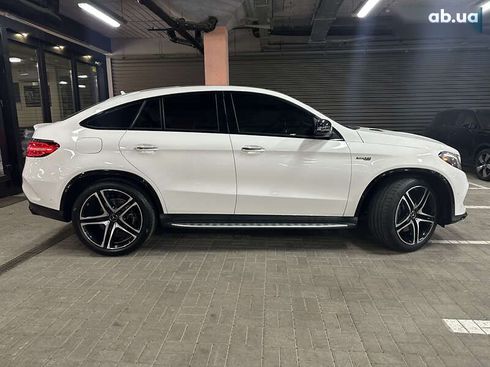 Mercedes-Benz GLE-Class 2019 - фото 3
