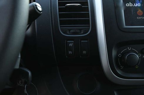 Opel Vivaro 2015 - фото 24