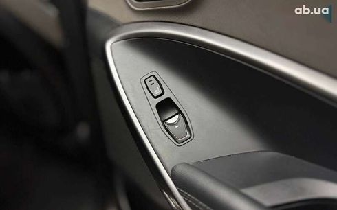 Hyundai Santa Fe 2017 - фото 16