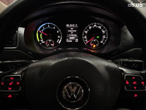 Volkswagen Jetta 2013 синий - фото 13