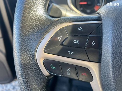 Jeep Cherokee 2013 черный - фото 17