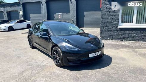 Tesla Model 3 2021 - фото 19