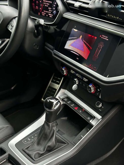 Audi Q3 2019 - фото 21