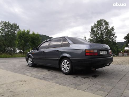 Volkswagen Passat 1988 серый - фото 6