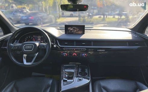 Audi Q7 2017 - фото 16