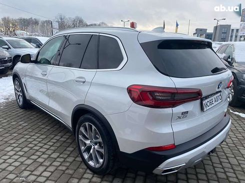 BMW X5 2018 - фото 6