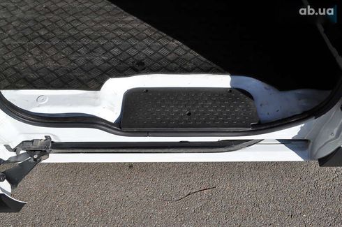 Renault Trafic 2019 - фото 23