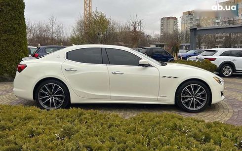 Maserati Ghibli 2019 - фото 8