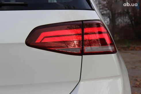 Volkswagen e-Golf 2020 - фото 20