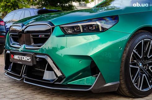 BMW M5 2024 - фото 14