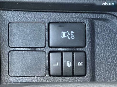 Toyota Yaris 2018 - фото 24