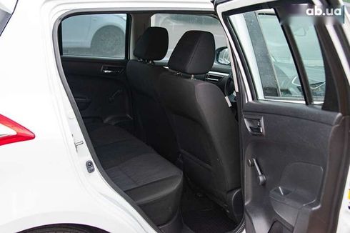 Suzuki Swift 2011 - фото 14